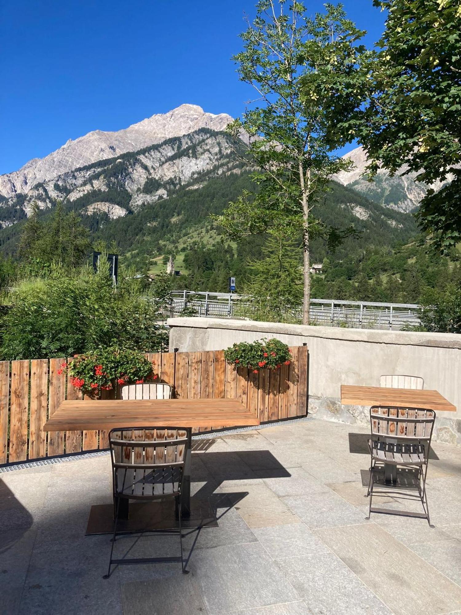 Grande Cote Room And Breakfast Cesana Torinese Exterior foto